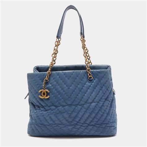 chanel surpique tote|Chanel Surpique Chevron Tote .